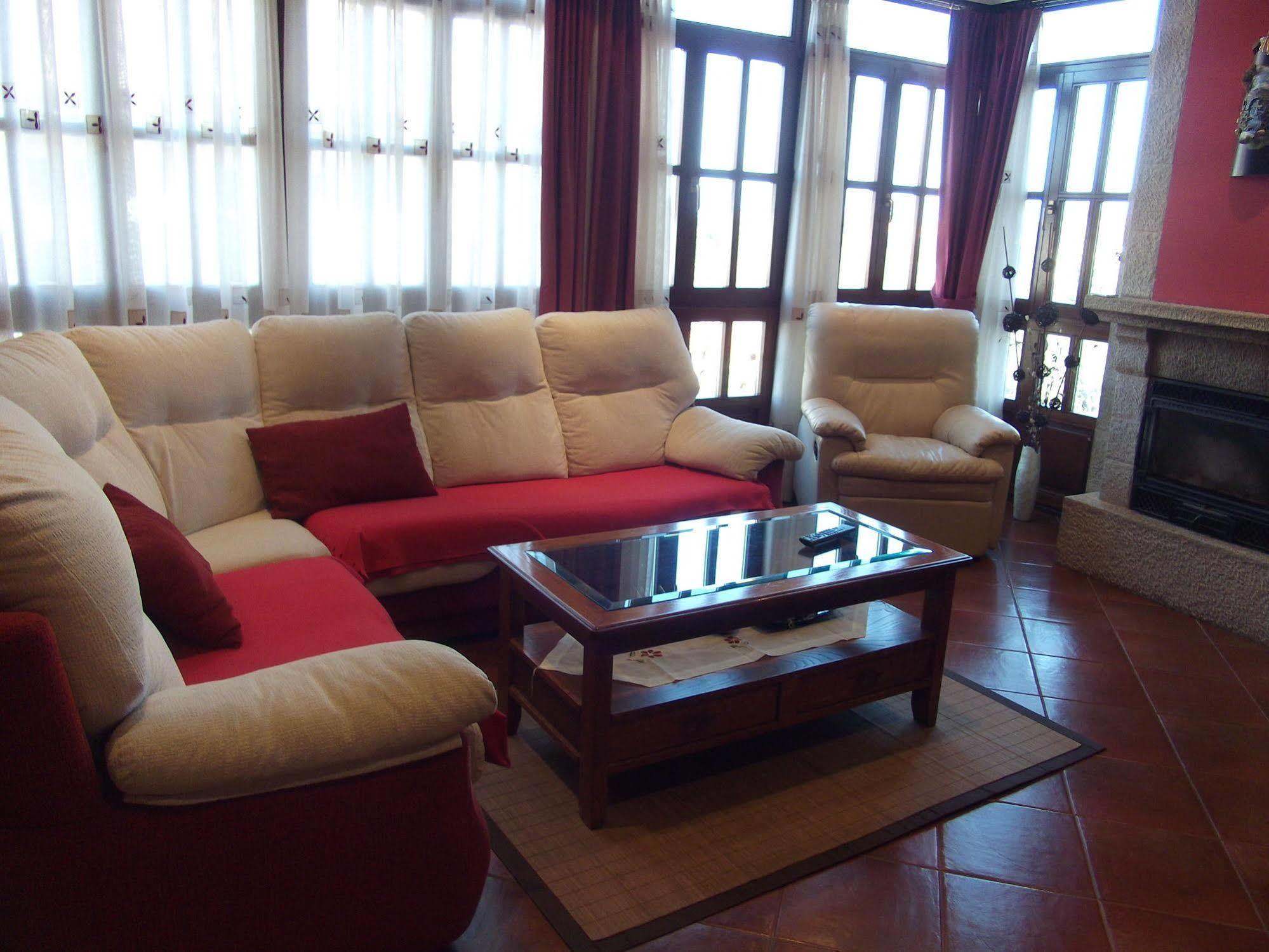 Casa De Aldea El Ponton Country house *