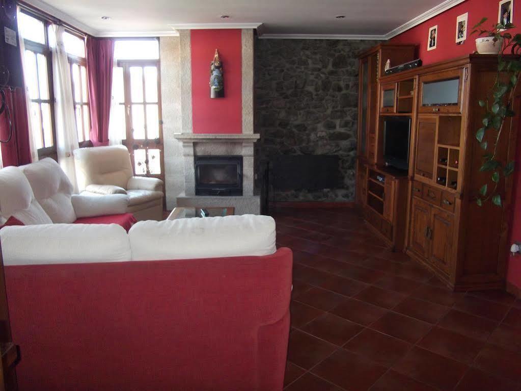 Casa De Aldea El Ponton Cue